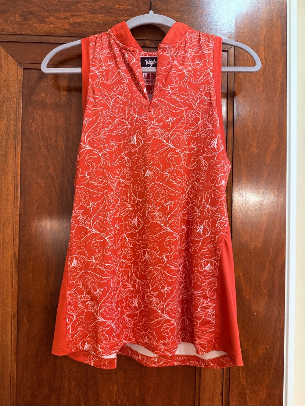 Waggle Women's Sleeveless Floral Golf Polo Tank  Size Medium